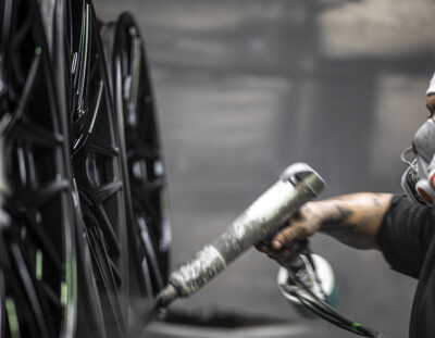 Powder coating process at Wheels Doctor